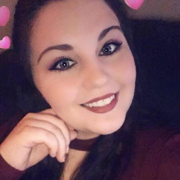 Meet your Posher, Danielle - Picture 1 of 1